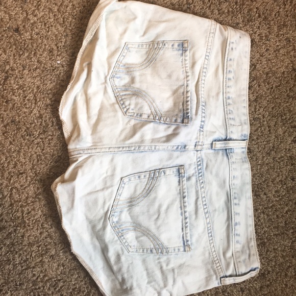 Light Blue Hollister shorts Size 9 - Picture 2 of 3
